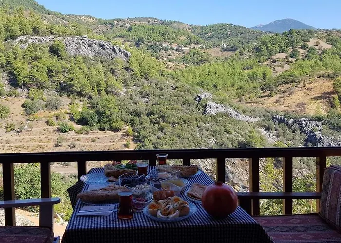 Dağ evi Hergül Village *